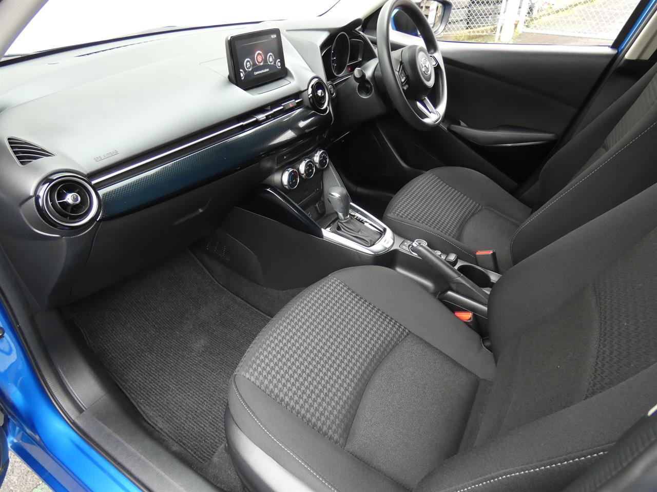2018 Mazda DEMIO
