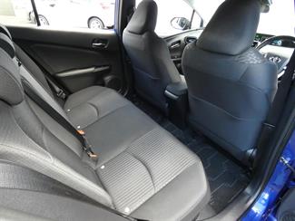 2018 Toyota Prius - Thumbnail