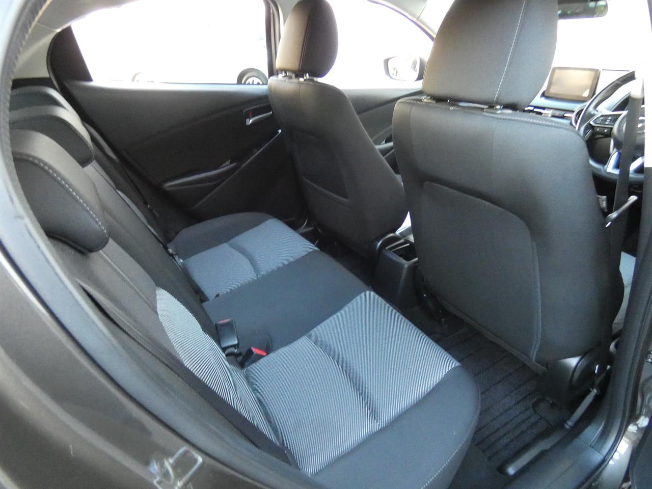 2017 Mazda DEMIO