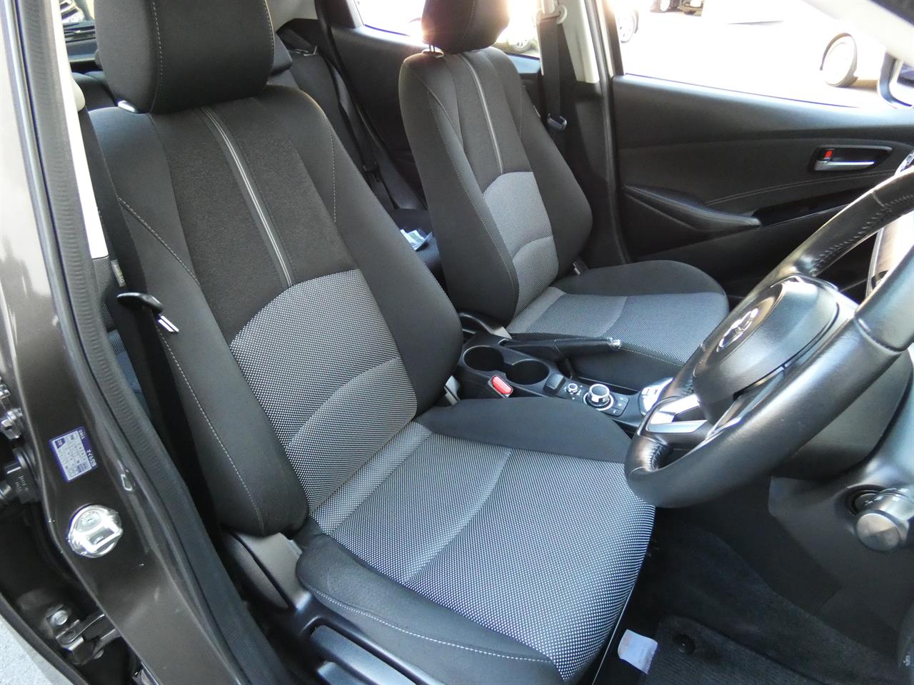 2017 Mazda DEMIO