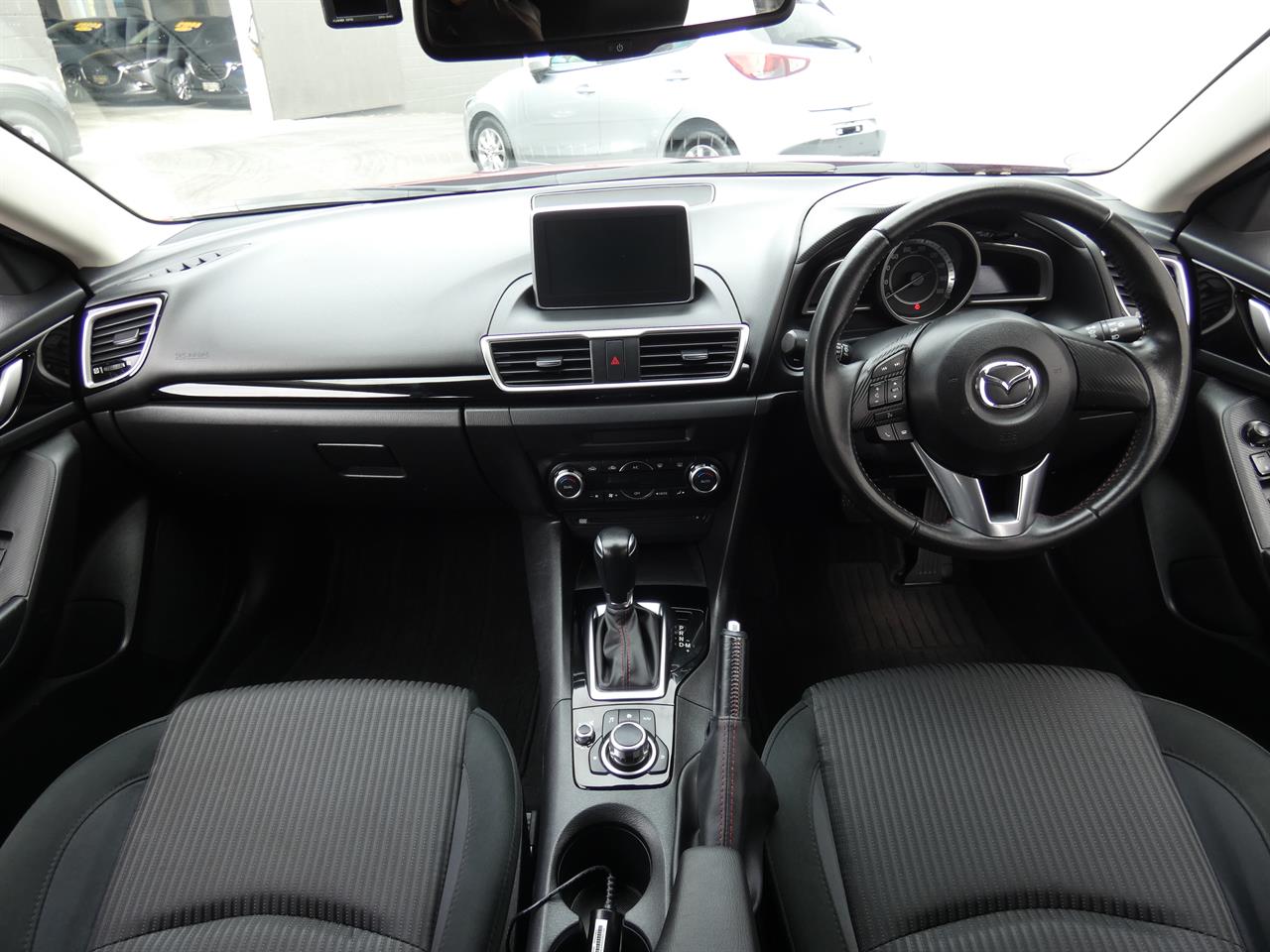 2016 Mazda AXELA