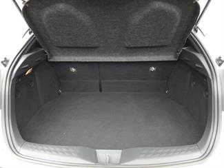 2017 Toyota C-HR - Thumbnail