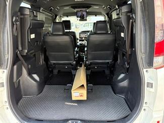 2016 Toyota Esquire - Thumbnail