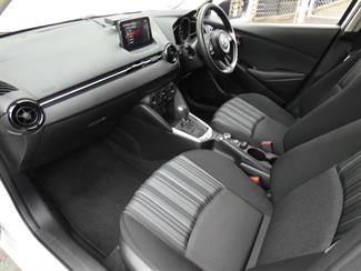 2020 Mazda 2 - Thumbnail