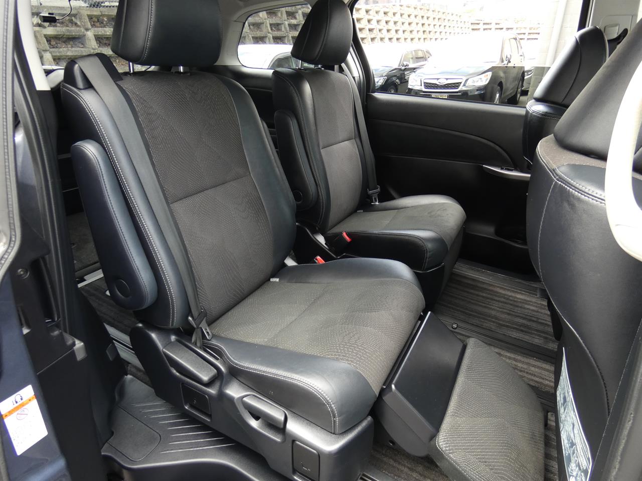 2015 Toyota Estima