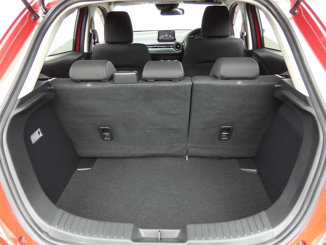 2017 Mazda DEMIO