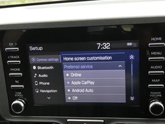 2021 Toyota YARIS - Thumbnail