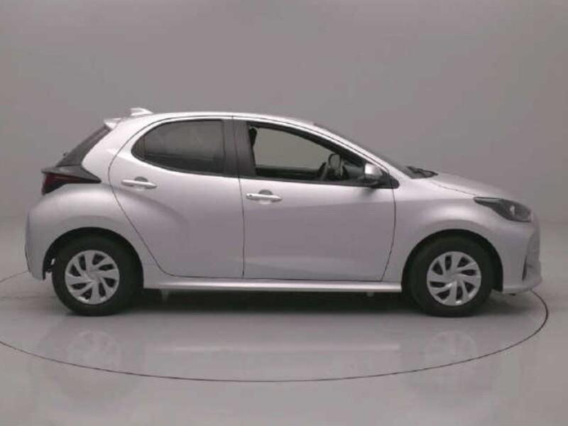 2021 Toyota YARIS