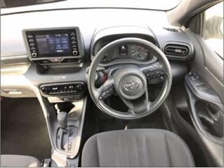 2021 Toyota YARIS - Thumbnail