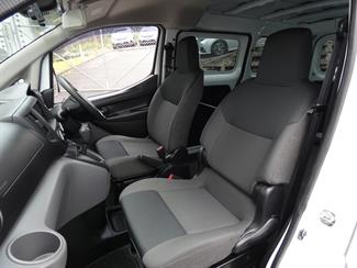 2021 Nissan NV200 - Thumbnail