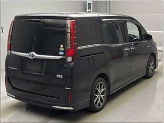 2015 Toyota Esquire - Thumbnail