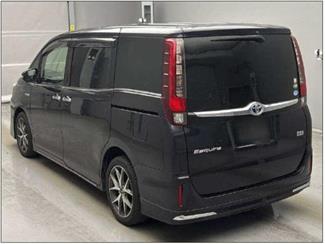 2015 Toyota Esquire - Thumbnail