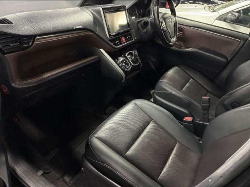 2015 Toyota Esquire