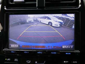 2017 Toyota Prius - Thumbnail