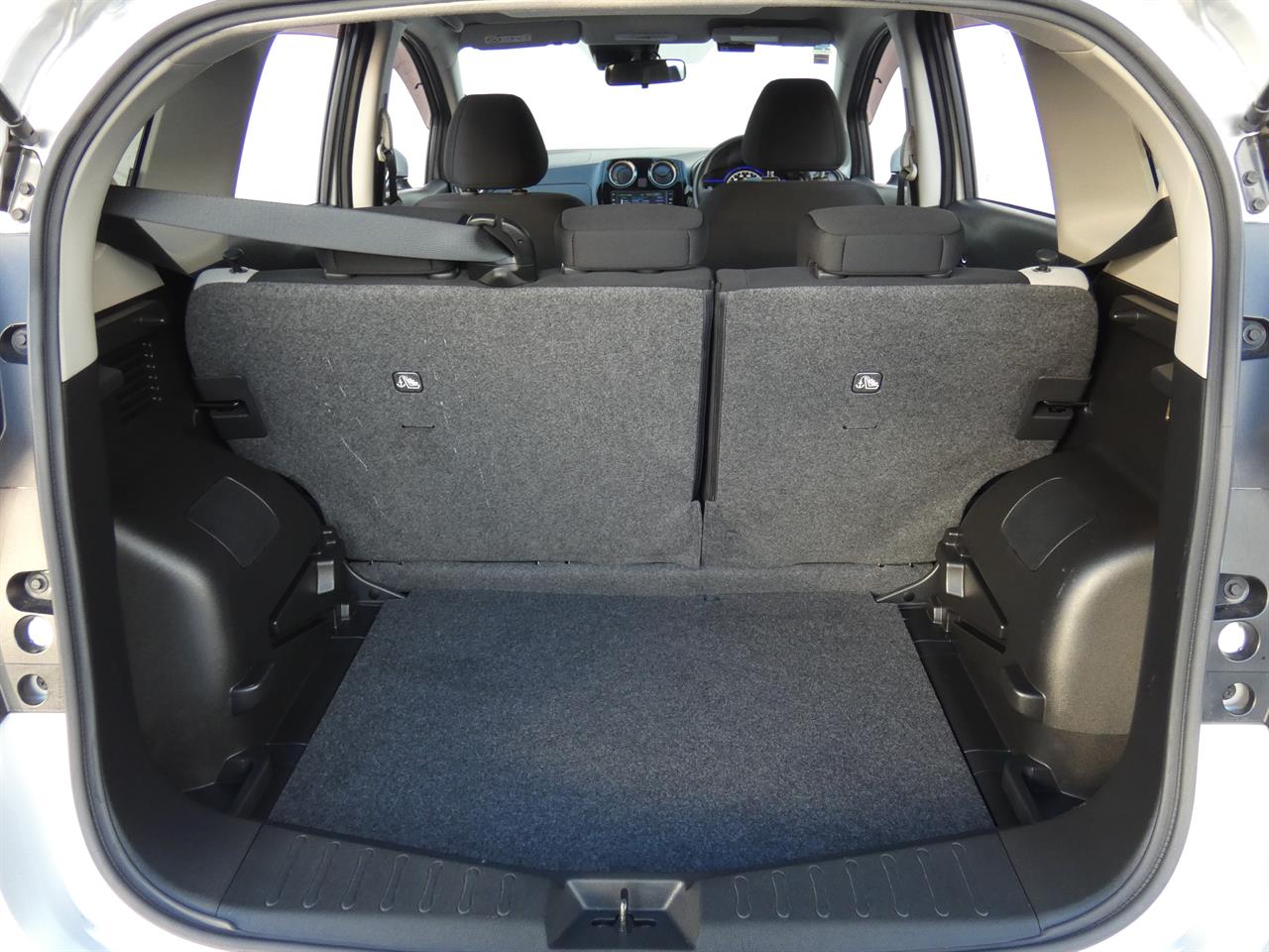 2021 Nissan NOTE
