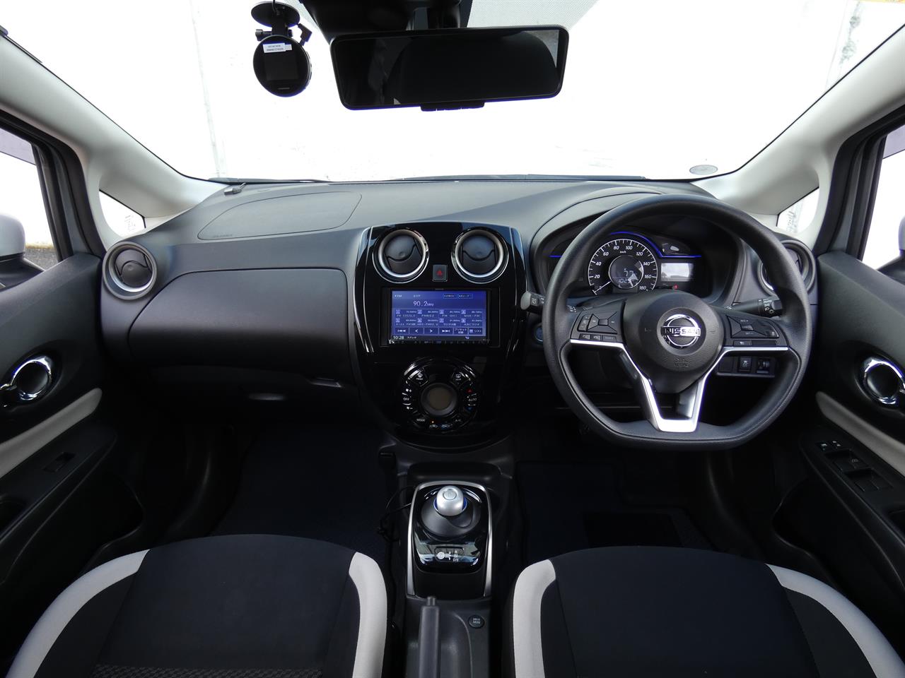 2020 Nissan NOTE