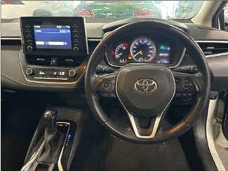 2021 Toyota COROLLA - Thumbnail