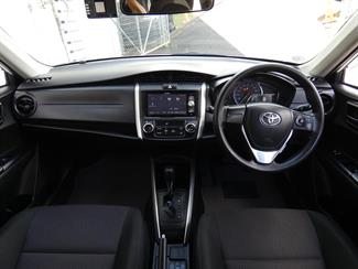 2018 Toyota COROLLA - Thumbnail