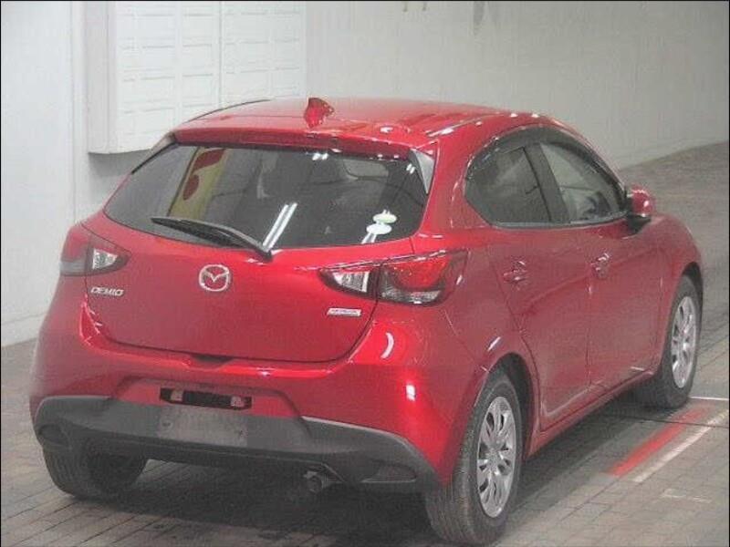 2017 Mazda DEMIO