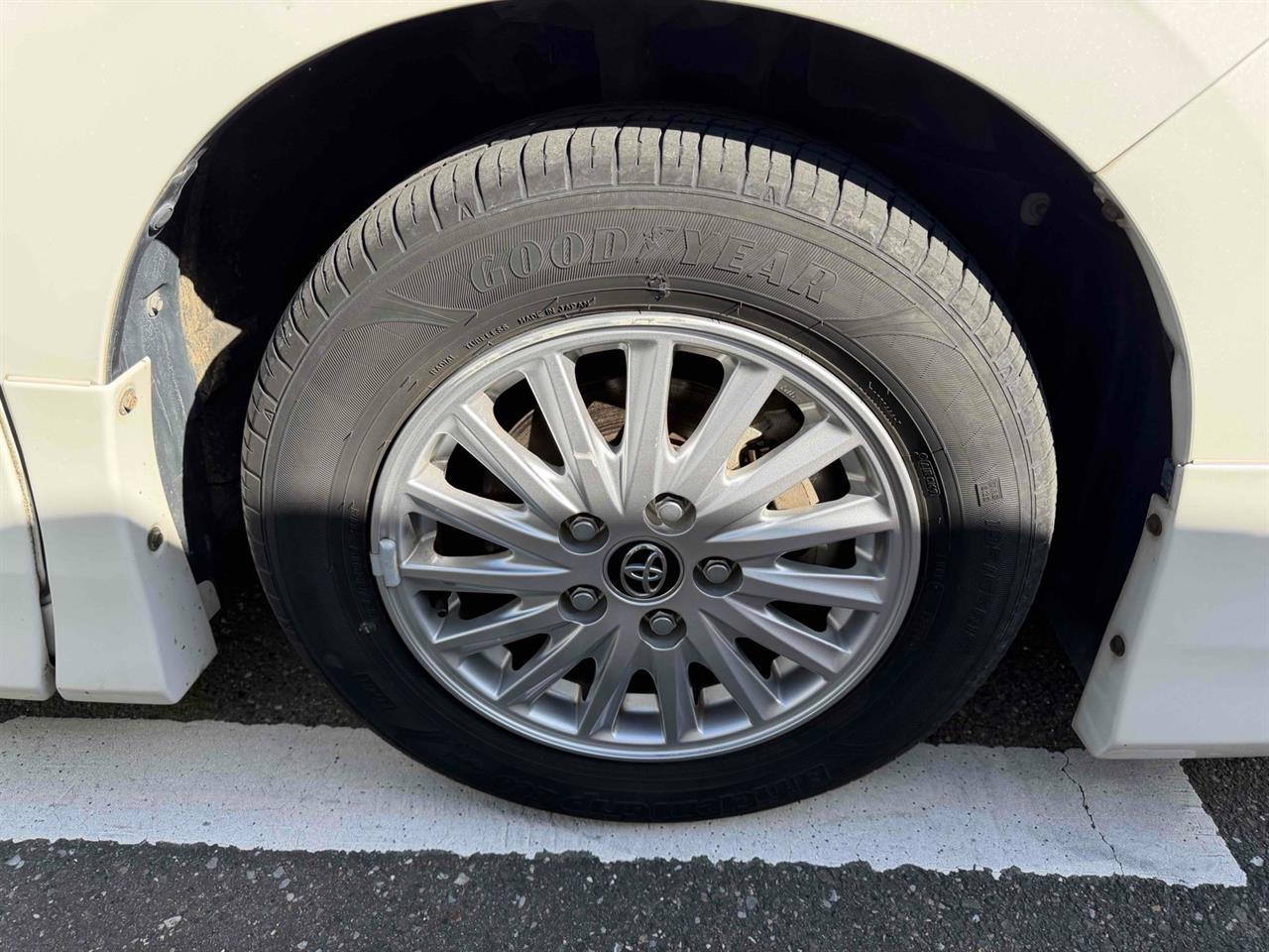 2015 Toyota Noah