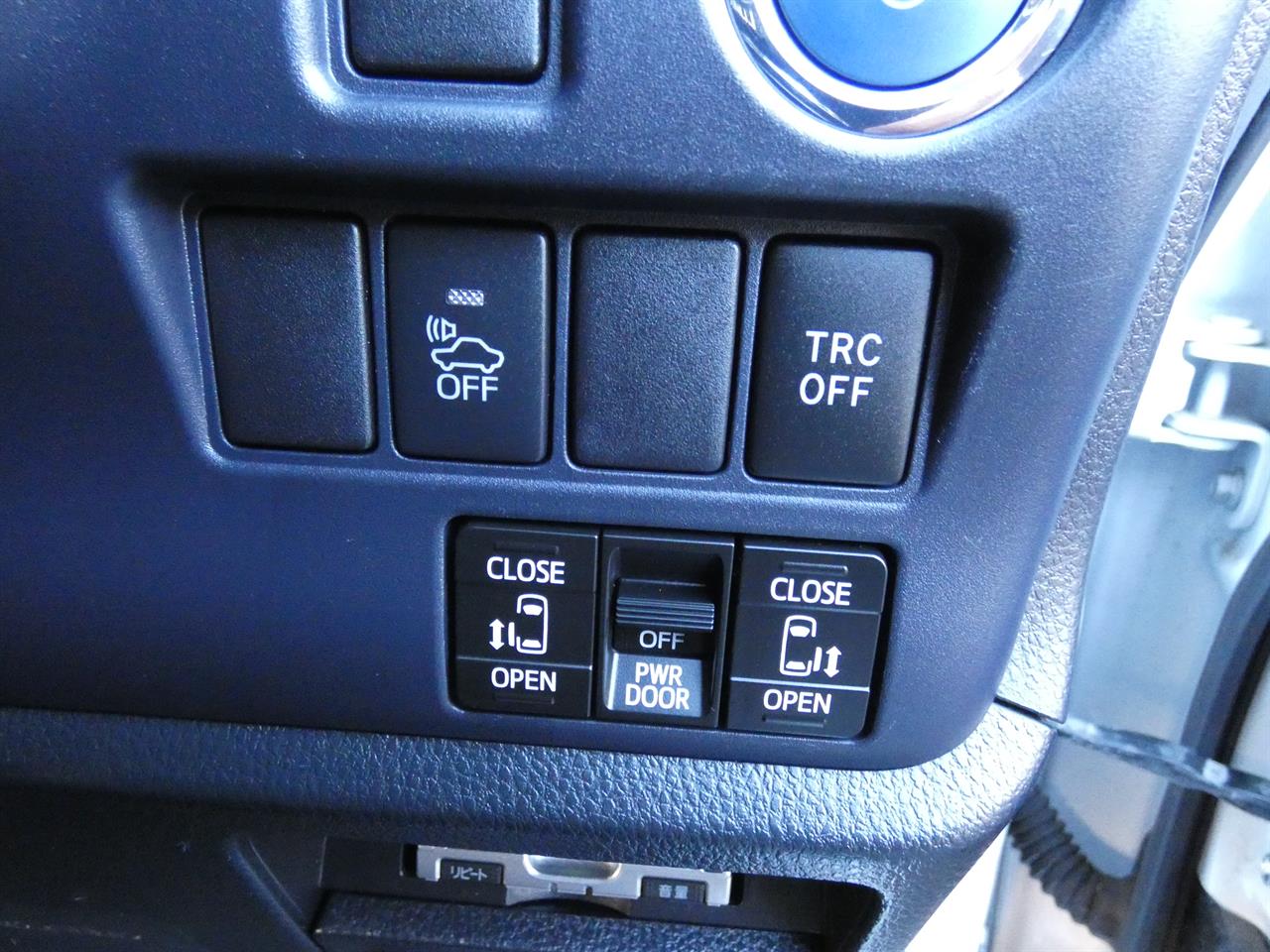 2015 Toyota Noah
