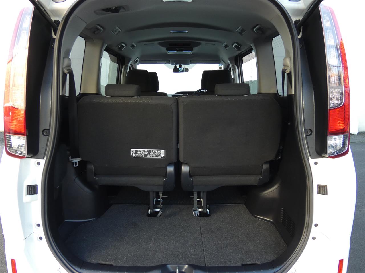 2015 Toyota Noah