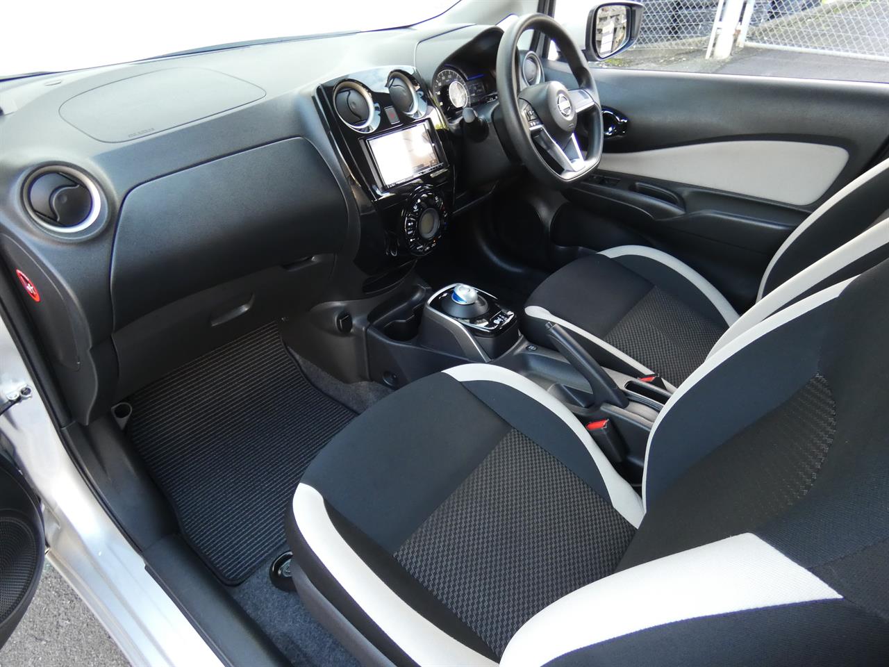 2020 Nissan NOTE