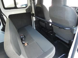 2020 Nissan NV200 - Thumbnail