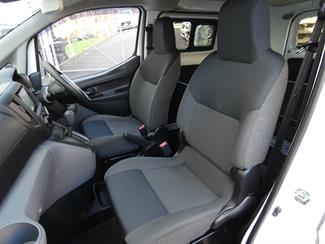 2020 Nissan NV200 - Thumbnail