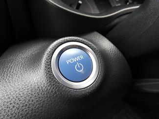 2021 Toyota YARIS - Thumbnail