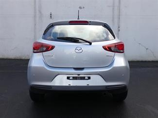 2020 Mazda 2 - Thumbnail