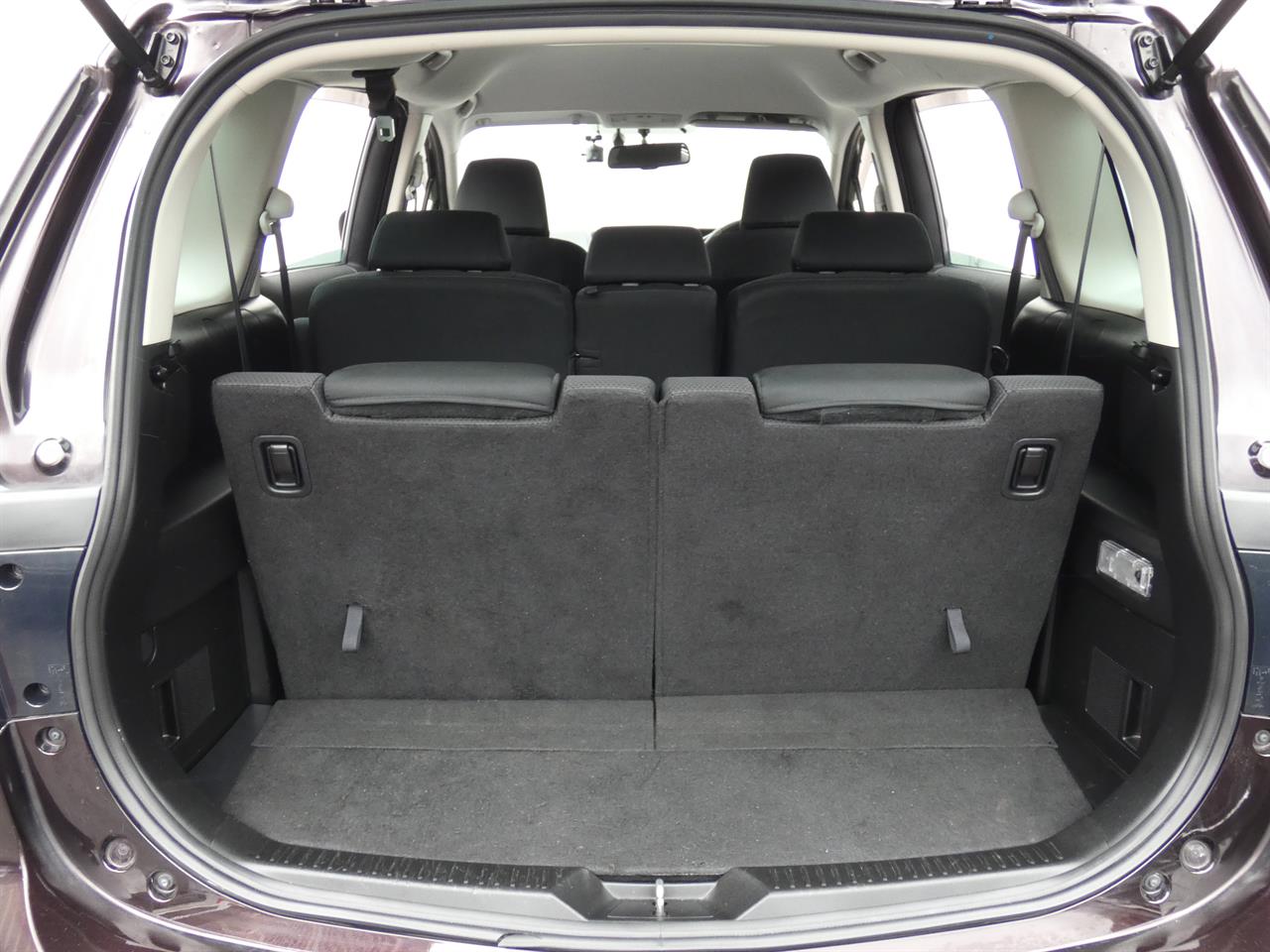 2017 Mazda Premacy