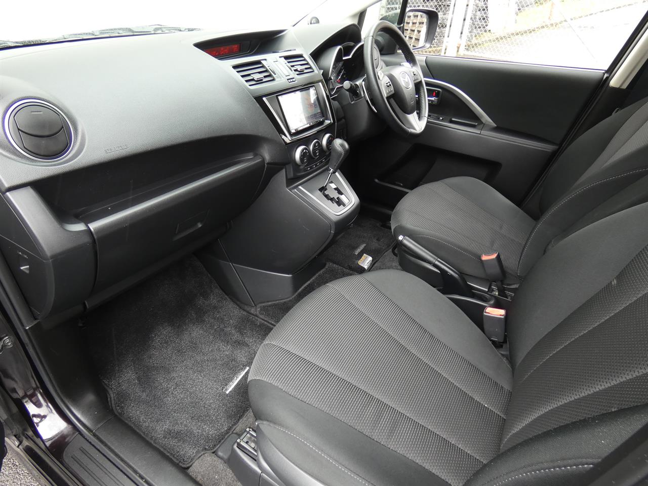 2017 Mazda Premacy