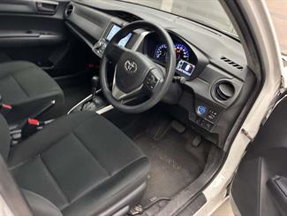 2021 Toyota COROLLA - Thumbnail