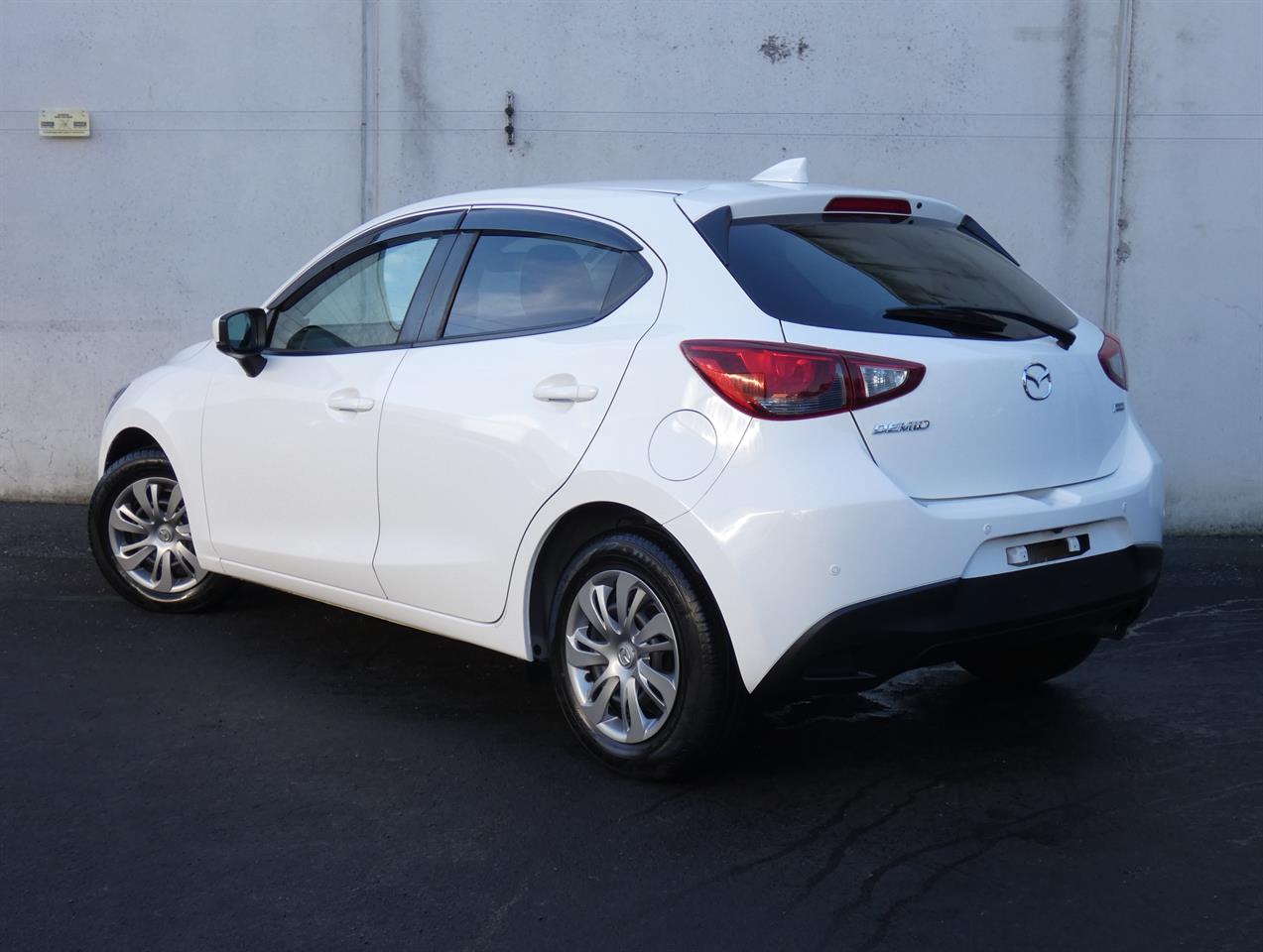 2018 Mazda DEMIO