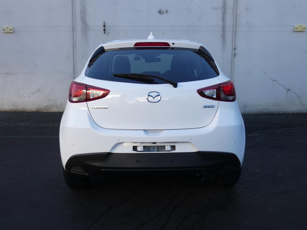 2018 Mazda DEMIO
