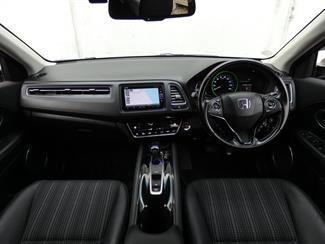 2017 Honda Vezel - Thumbnail
