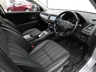 2017 Honda Vezel - Thumbnail