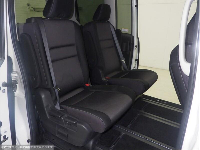 2018 Nissan SERENA