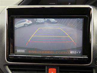 2014 Toyota Voxy - Thumbnail