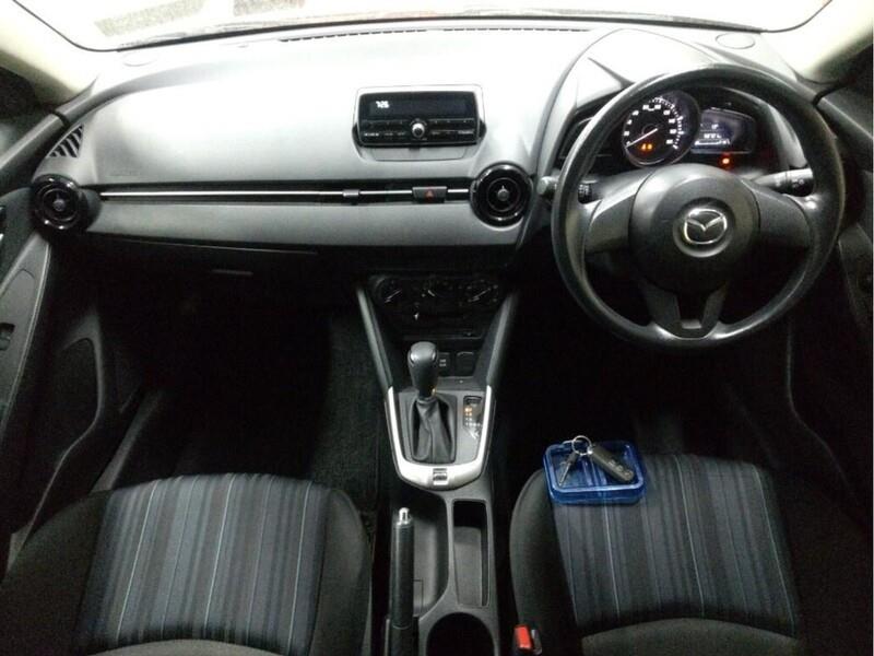 2016 Mazda DEMIO