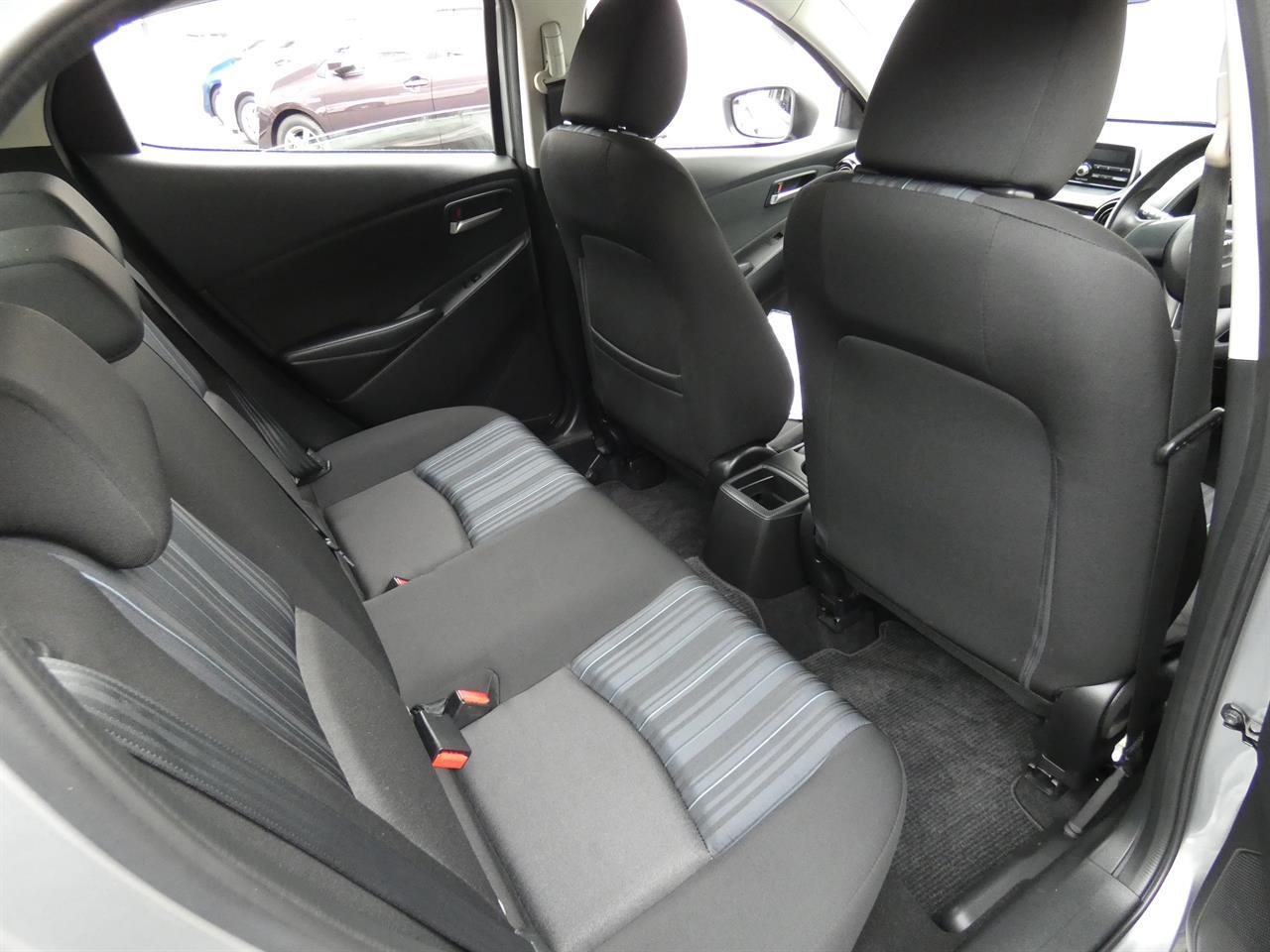 2016 Mazda DEMIO