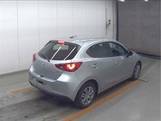 2021 Mazda 2 - Thumbnail