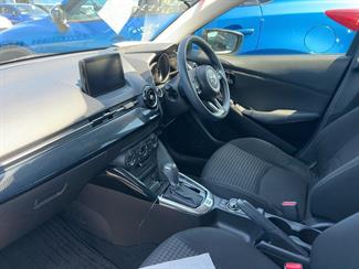 2017 Mazda DEMIO - Thumbnail