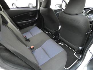 2016 Toyota VITZ - Thumbnail