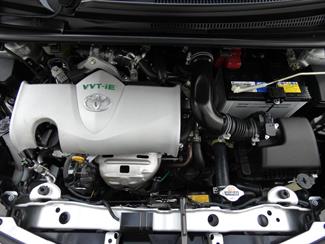 2016 Toyota VITZ - Thumbnail