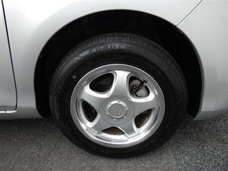 2016 Toyota VITZ - Thumbnail