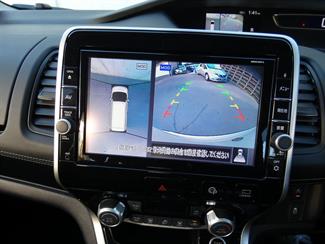 2018 Nissan SERENA - Thumbnail