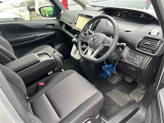 2018 Nissan SERENA - Thumbnail
