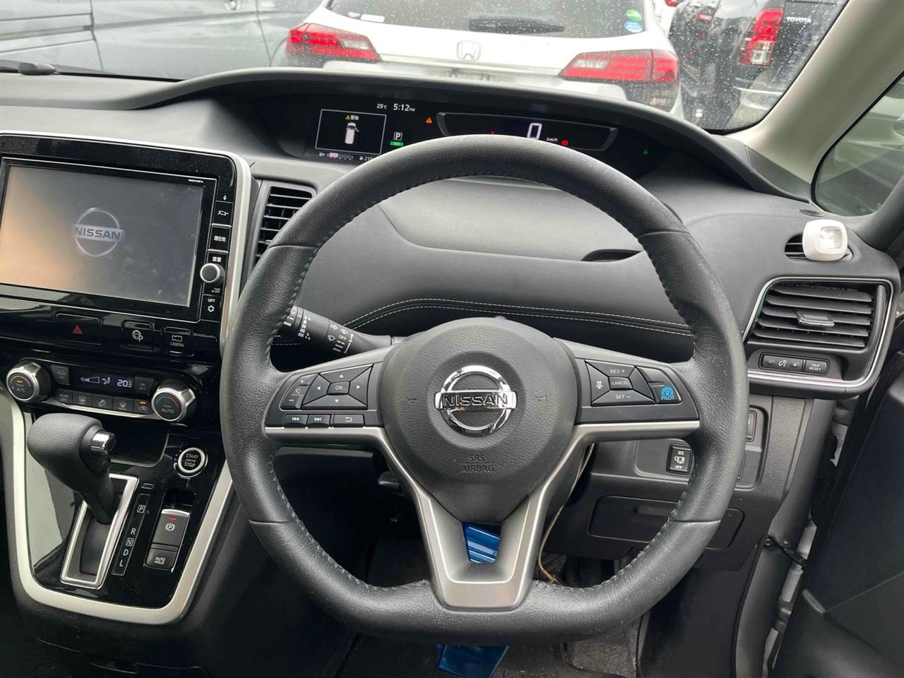 2018 Nissan SERENA
